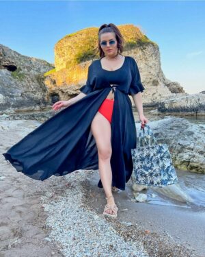 Дамска плажна туника в черен цвят