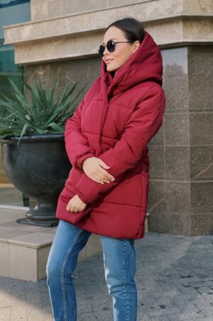 Топло дамско зимно яке в цвят бордо