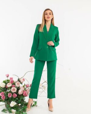 Дамски костюм сако и панталон в зелено