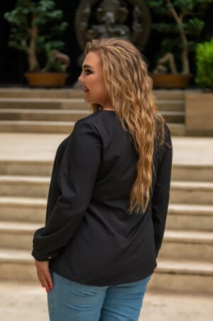 Дамска черна шифонена блуза
