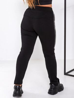 Дамски черен панталон с кант от еко кожа ИД8461/1