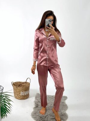 Дамска комфортна пижама с детайли от дантела М339/1